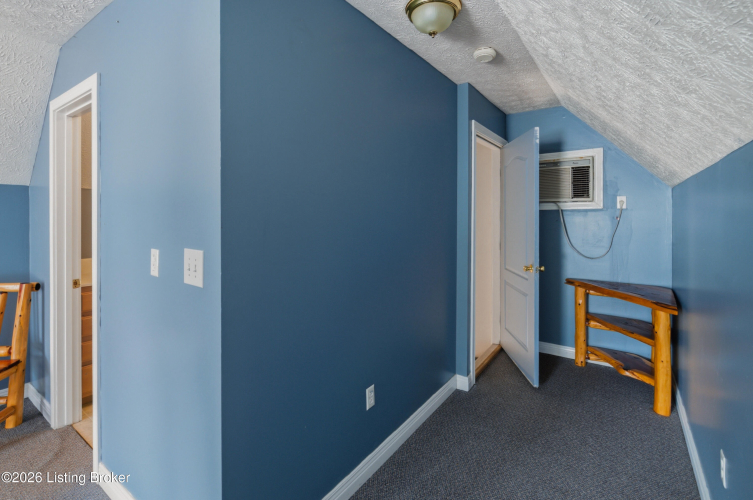Listing Image 84