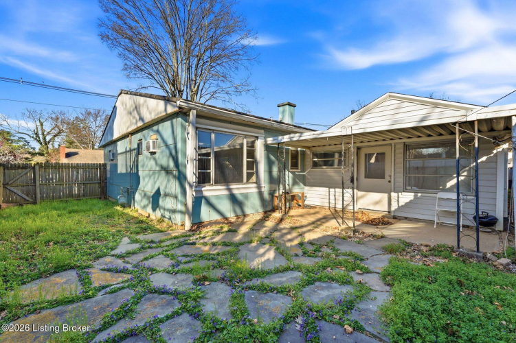 Listing Image 20