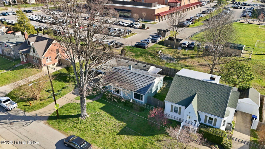 Listing Image 22