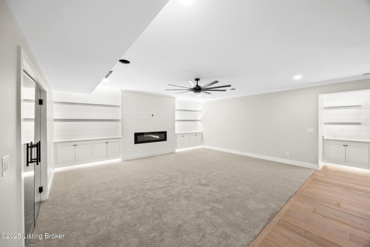 Listing Image 58