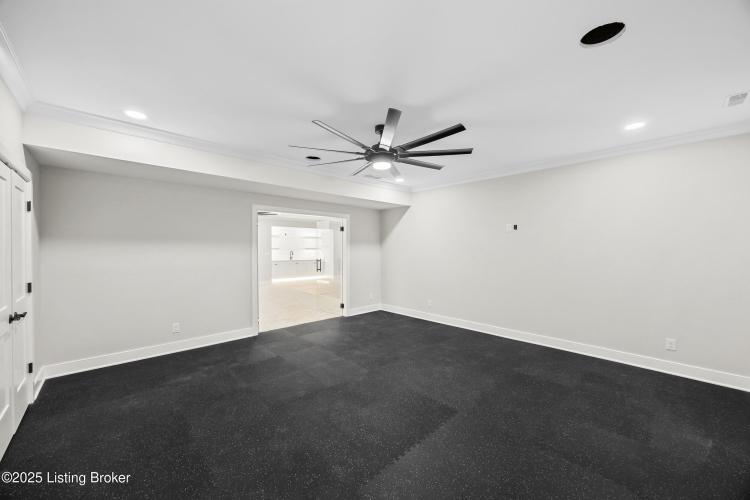 Listing Image 62