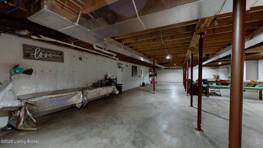 Listing Image 24