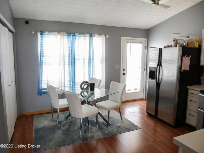 Listing Image 13