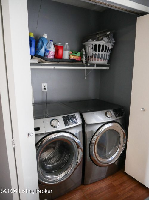 Listing Image 20