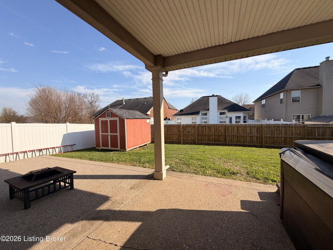 Listing Image 6
