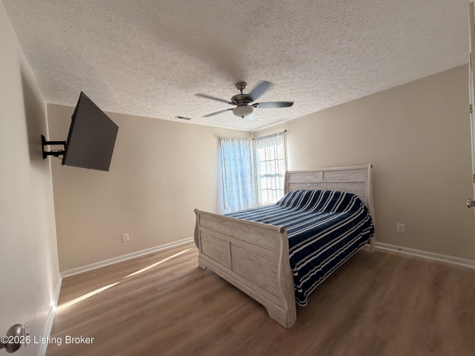 Listing Image 55