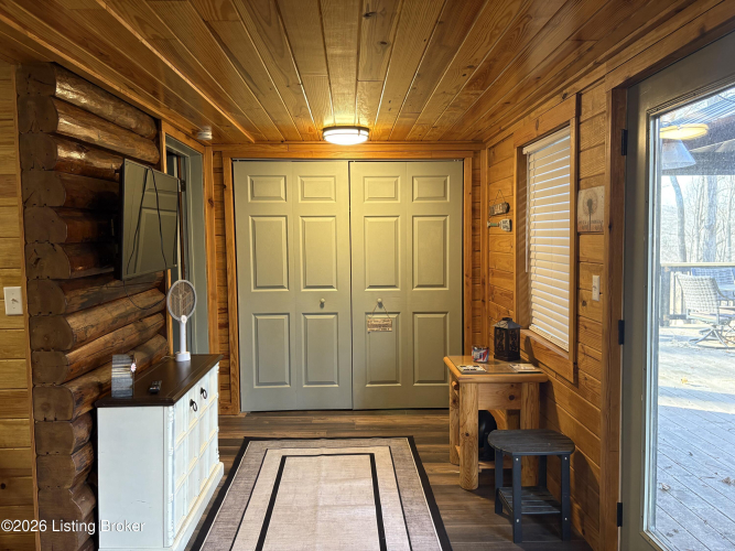 Listing Image 17