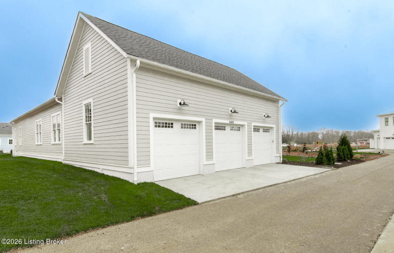 Listing Image 70