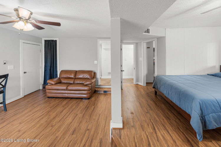 Listing Image 55