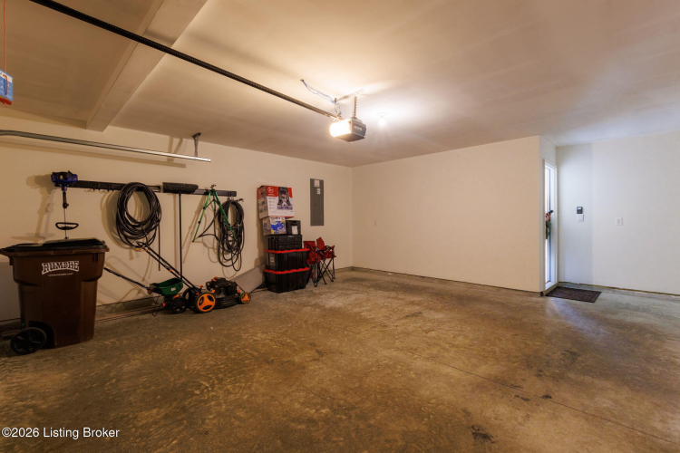 Listing Image 38