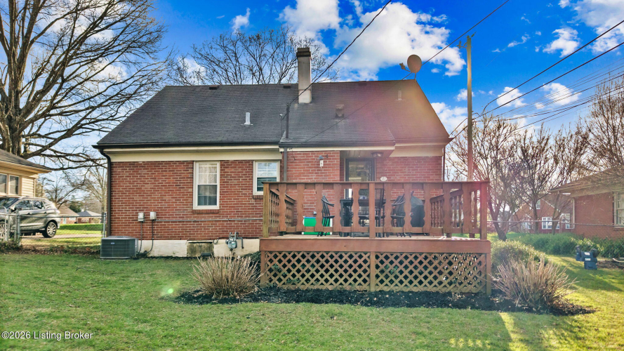Listing Image 4