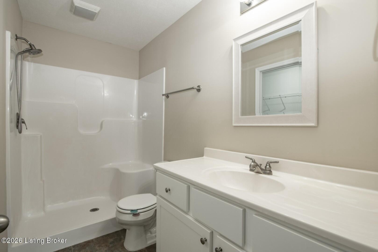 Listing Image 44
