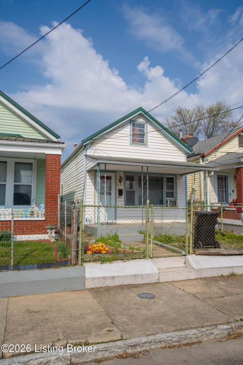 Listing Image 4