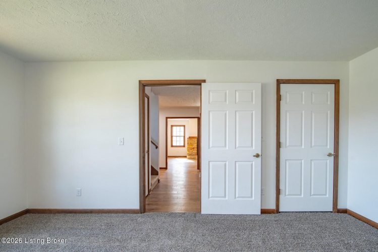 Listing Image 38