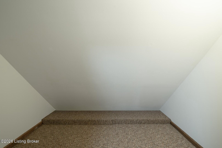 Listing Image 79