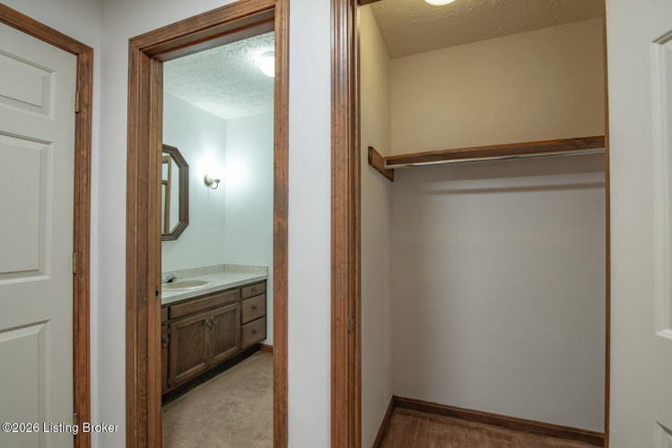 Listing Image 80