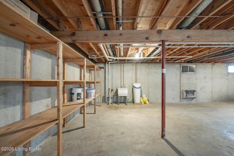 Listing Image 82