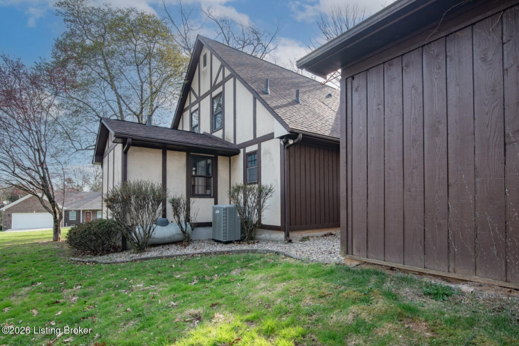 Listing Image 85