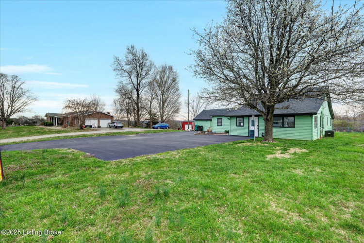 Listing Image 15