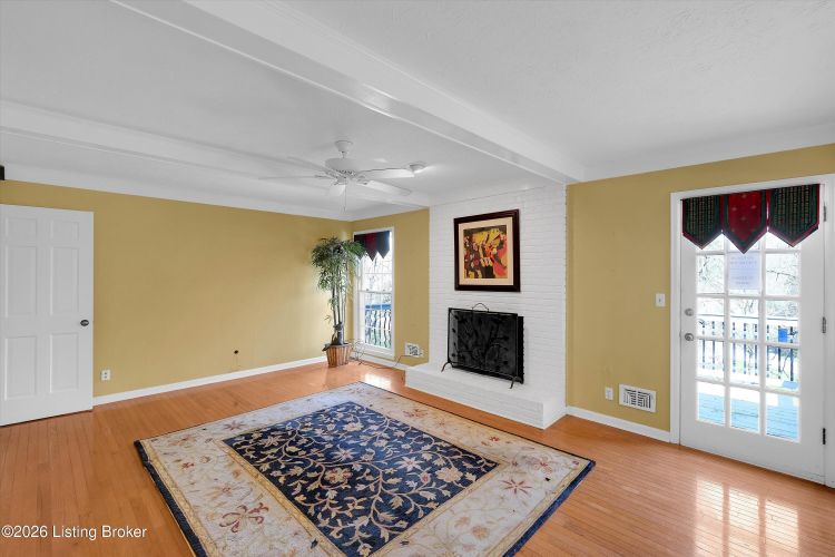 Listing Image 22