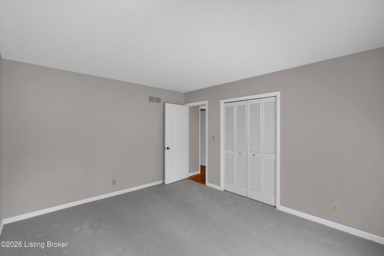 Listing Image 28