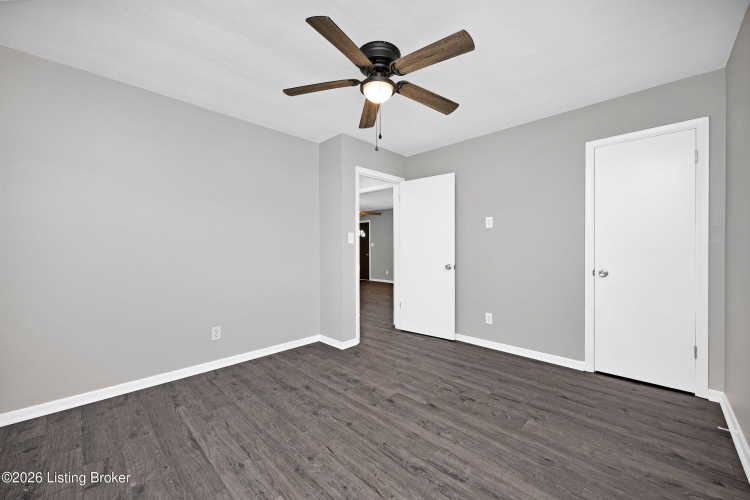 Listing Image 22