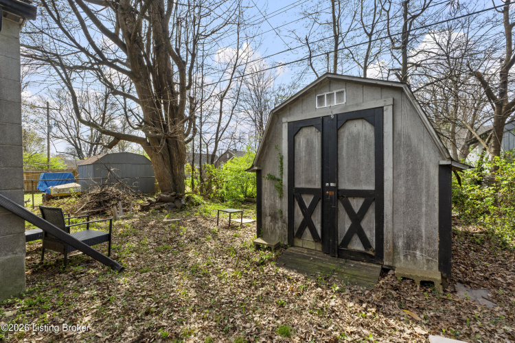 Listing Image 14
