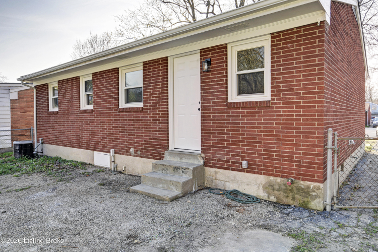 Listing Image 22