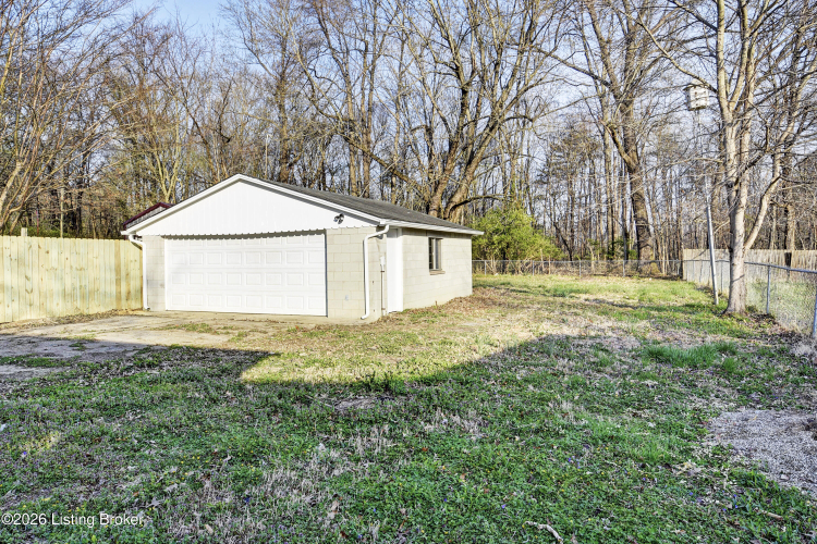 Listing Image 23
