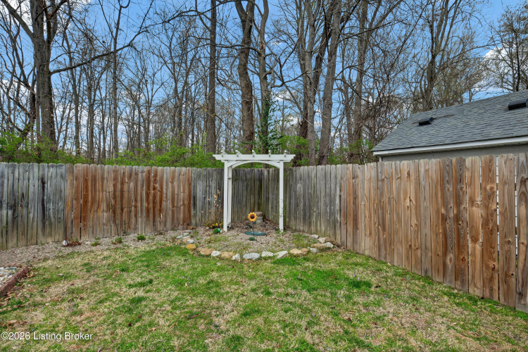 Listing Image 50