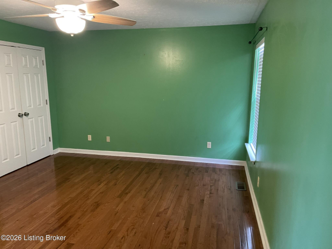 Listing Image 54