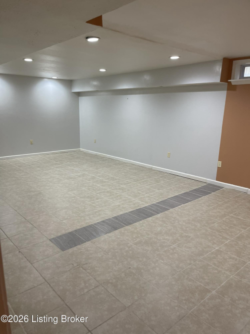 Listing Image 59
