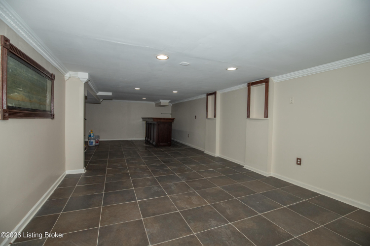 Listing Image 39