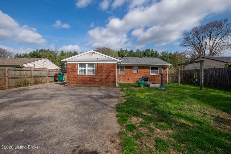 Listing Image 43