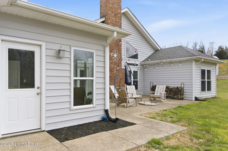Listing Image 17