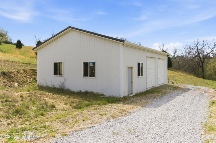 Listing Image 24