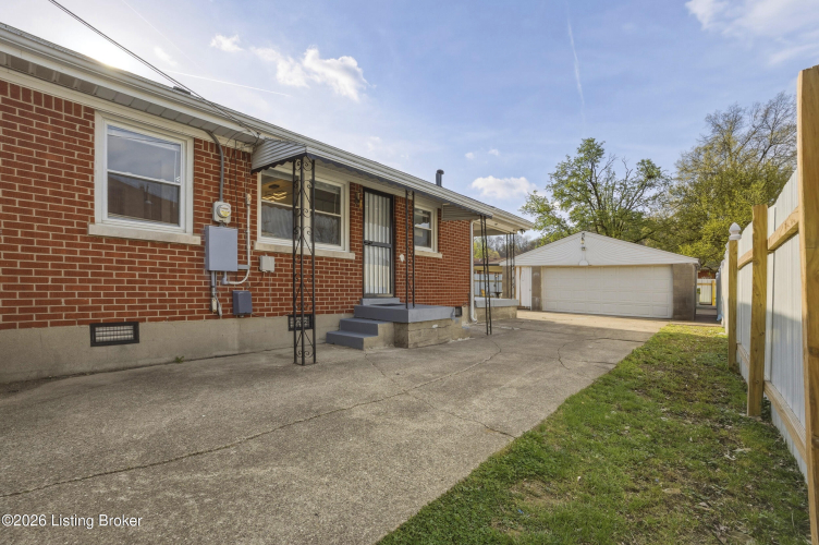 Listing Image 27