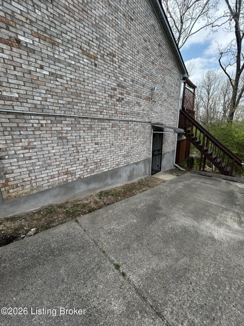 Listing Image 48