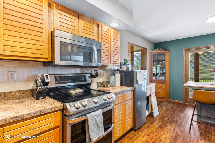 Listing Image 13