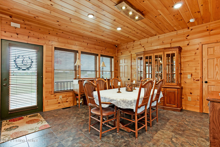 Listing Image 115