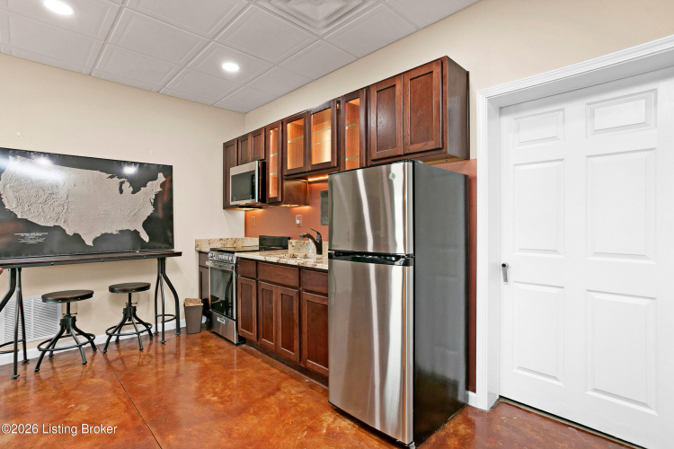 Listing Image 130