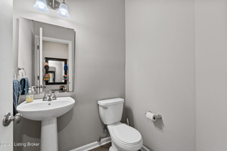 Listing Image 18
