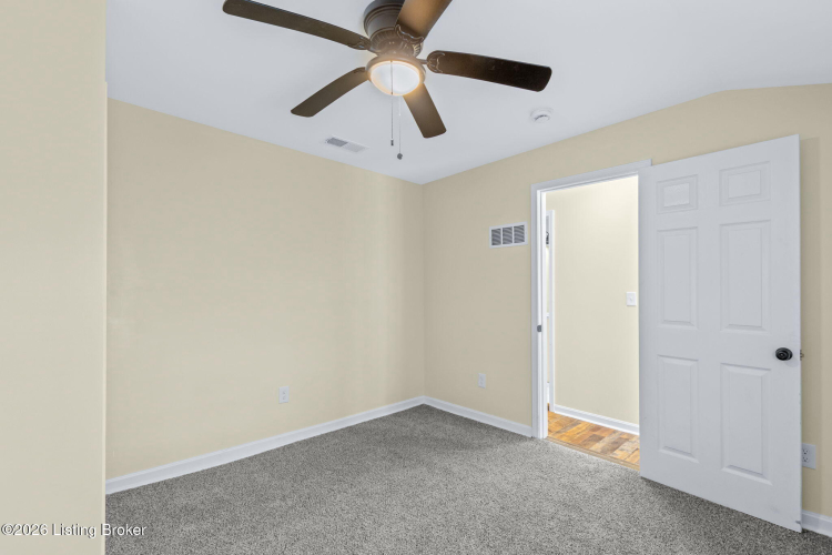 Listing Image 24