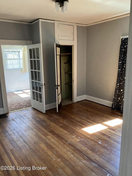 Listing Image 14