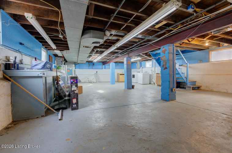 Listing Image 23