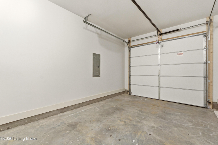 Listing Image 28