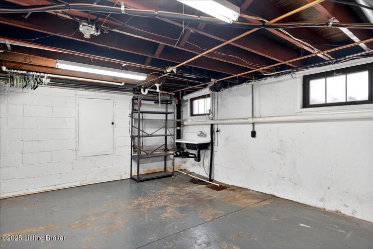 Listing Image 29