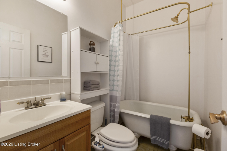 Listing Image 14