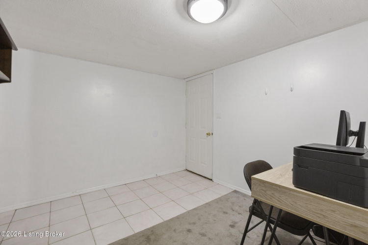 Listing Image 33