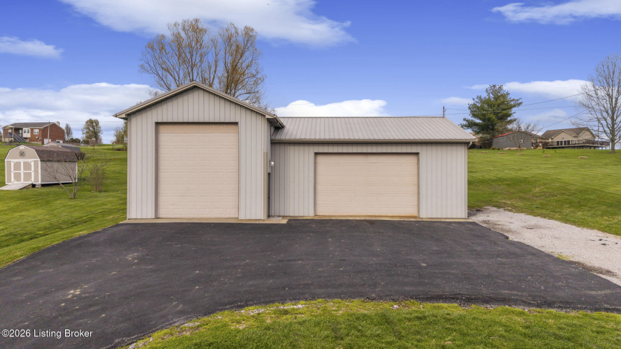 Listing Image 43